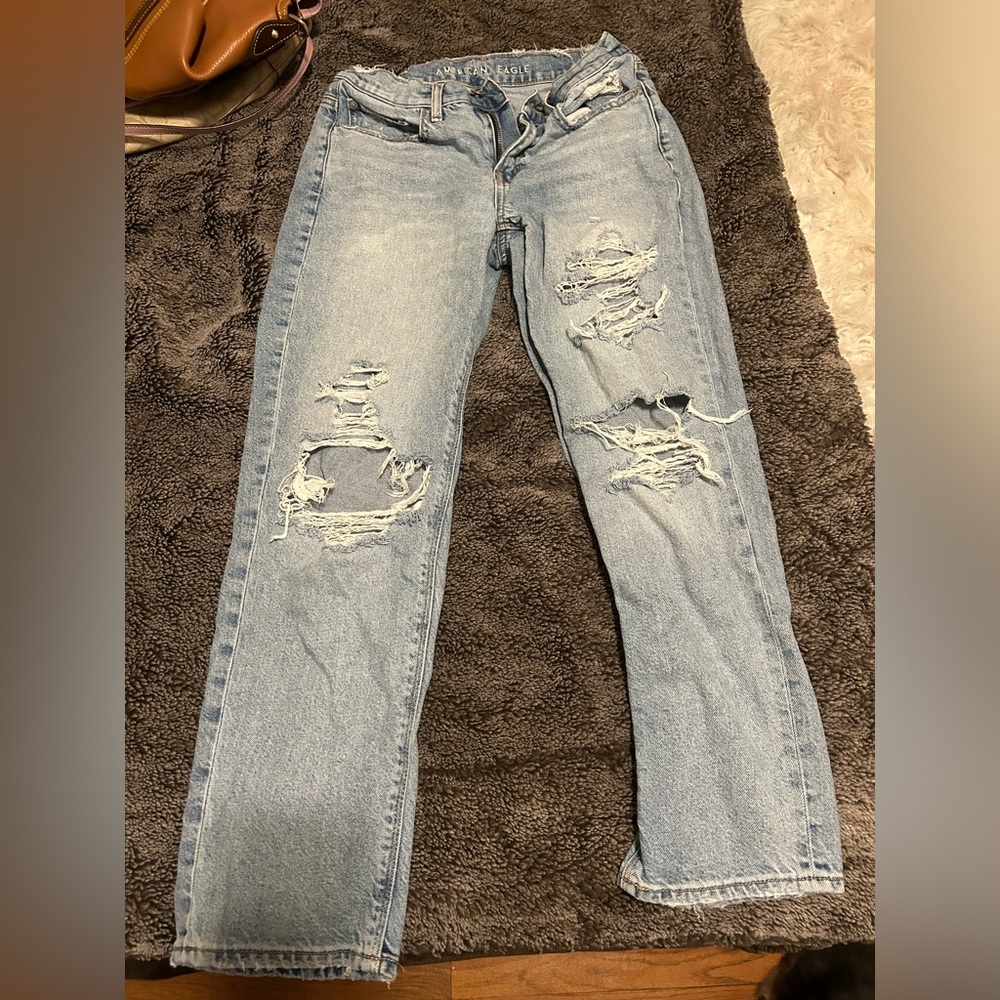Ripped American Eagle Mom Jeans